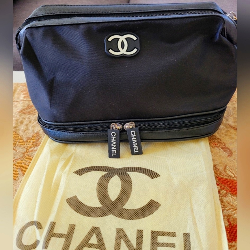 CHANEL BLACK NYLON COSMETIC/ POUCH With Dust Bag